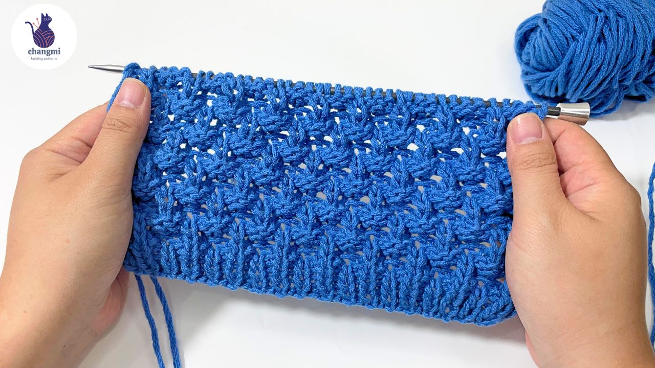 UNUSUAL & MODERN Knitting Pattern for Beginners! ☀️ Bright Knitting Stitch for Blanket.